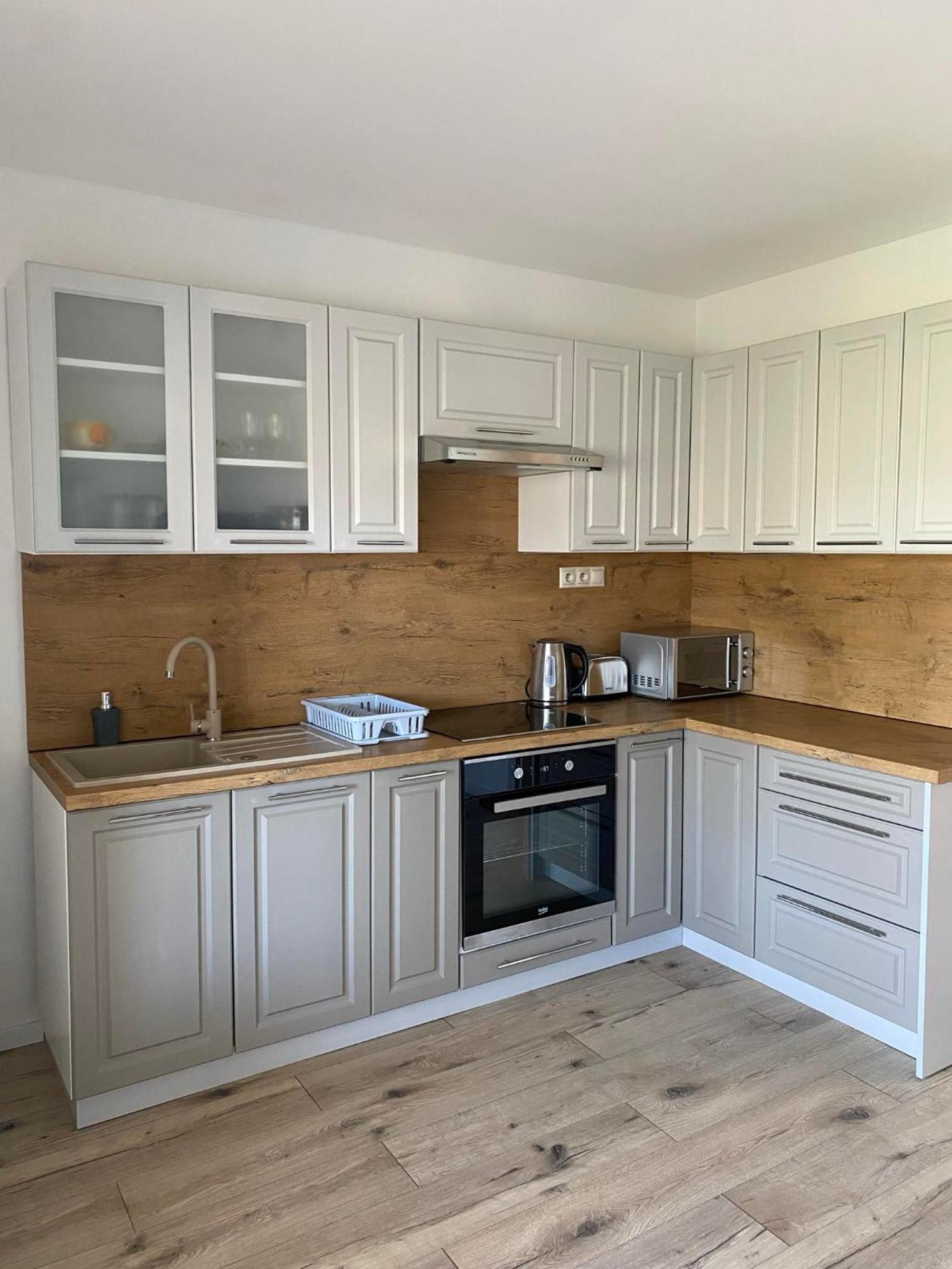 Apartman Nikol Prievidza Extérieur photo